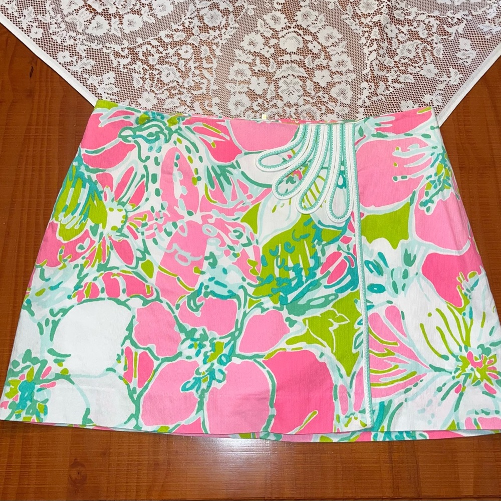 Lilly Pulitzer Don't Give A Cluck Jasmine Skort Size 8 Pink And Green